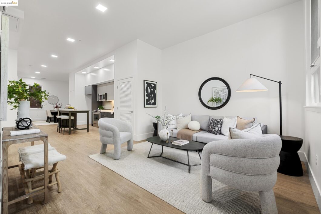 1545 32nd Street 104 1 41112009